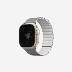 سوار ساعة أبل الذكية القابل للعكس مغناطيسي من UNIQ REVIX مقاس 49/45/44/42 مم - رمادي فاتح / أبيض صيفي