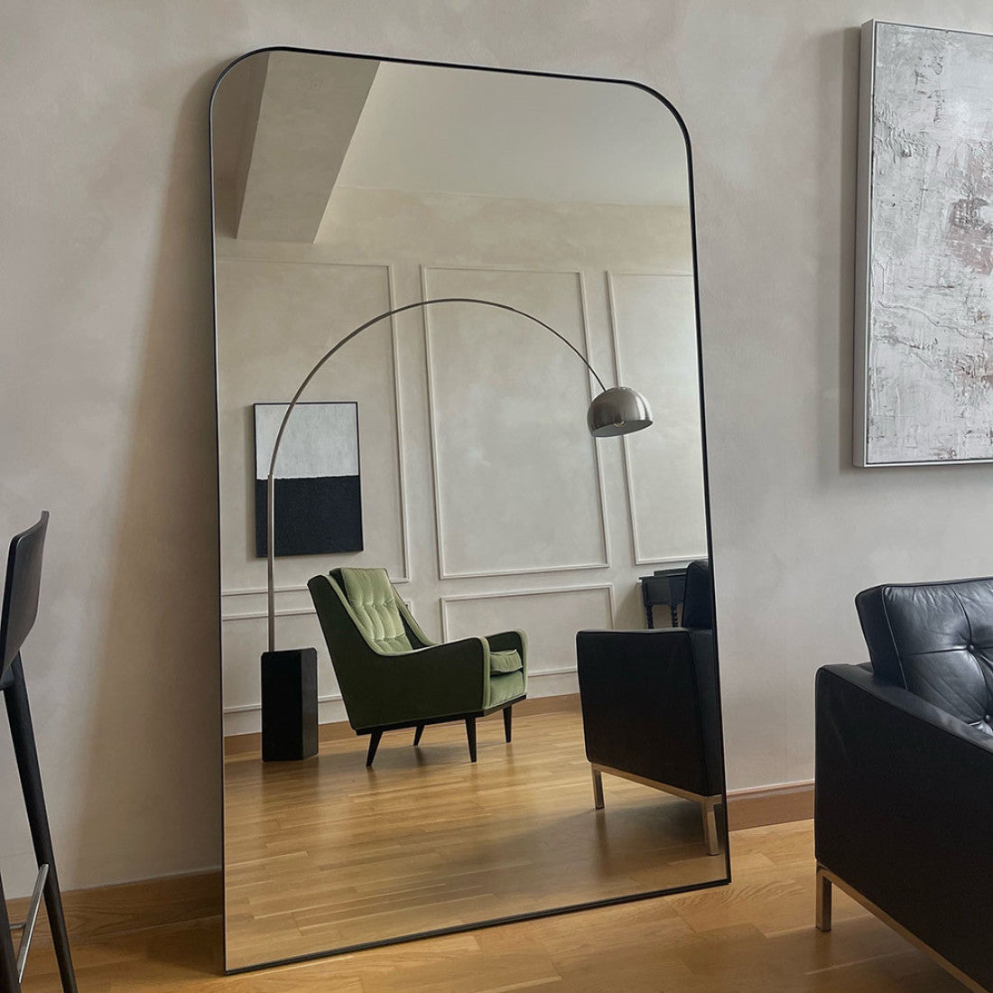 rectangular mirrors with black frame edges